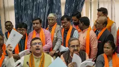 ಸದನದಲ್ಲಿ ಪ್ರತಿಭಟನೆ : ಆರು ಬಿಜೆಪಿ ಶಾಸಕರ ಅಮಾನತು