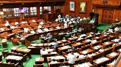 ಪ್ರತಿಪಕ್ಷದ ಸದಸ್ಯರಿಂದ ಗಲಾಟೆ: ಸೋಮವಾರಕ್ಕೆ ಕಲಾಪ ಮುಂದೂಡಿಕೆ