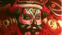 ಯುಗಾದಿ ಹಬ್ಬಕ್ಕೆ ‘ಕರಾವಳಿ’ ಹೊಸ ಪೋಸ್ಟರ್​: ಯಕ್ಷ ಲುಕ್‌ನಲ್ಲಿ ಪ್ರಜ್ವಲ್ ದೇವರಾಜ್