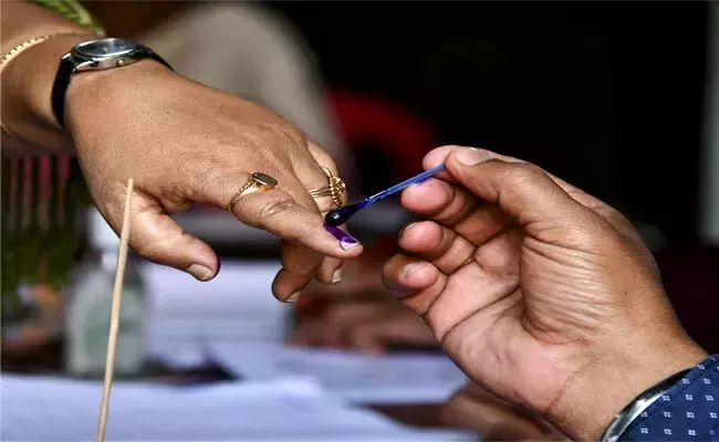 Live Updates| Loksabha Election: ಕರ್ನಾಟಕದಲ್ಲಿ ಮೊದಲ ಹಂತದ ಮತದಾನ ಮುಕ್ತಾಯ
