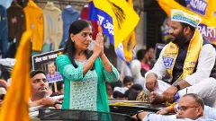 ಸುನೀತಾ ಕೇಜ್ರಿವಾಲ್ ಅವರಿಂದ ರೋಡ್‌ಶೋ