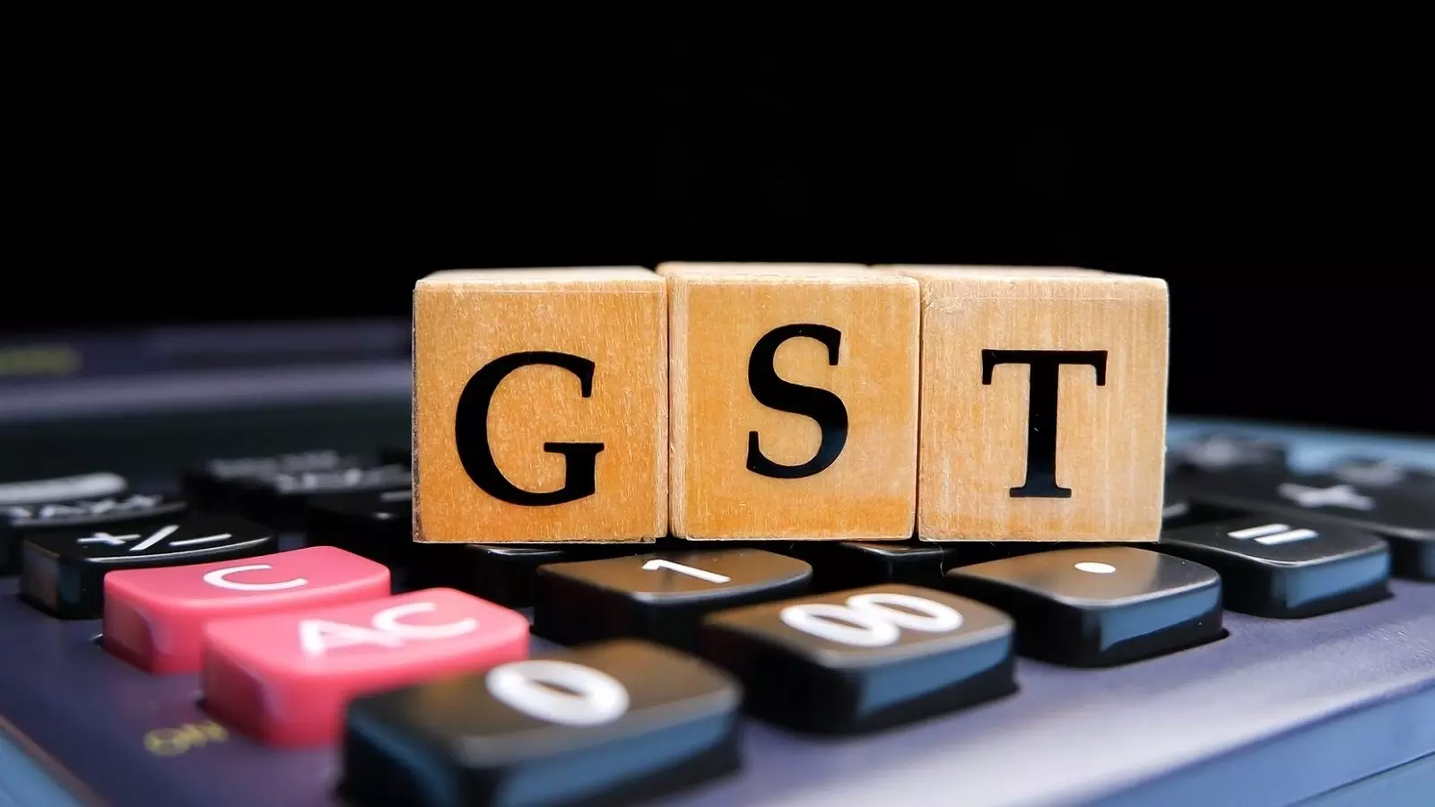 GST ಬೆಳವಣಿಗೆ ದರ ಕುಸಿದಿಲ್ಲ: ಮೋಹನ್‌ ದಾಸ್ ಪೈ ಸಂದೇಶಕ್ಕೆ ಎಲ್‌ ಕೆ ಅತೀಕ್ ತಿರುಗೇಟು