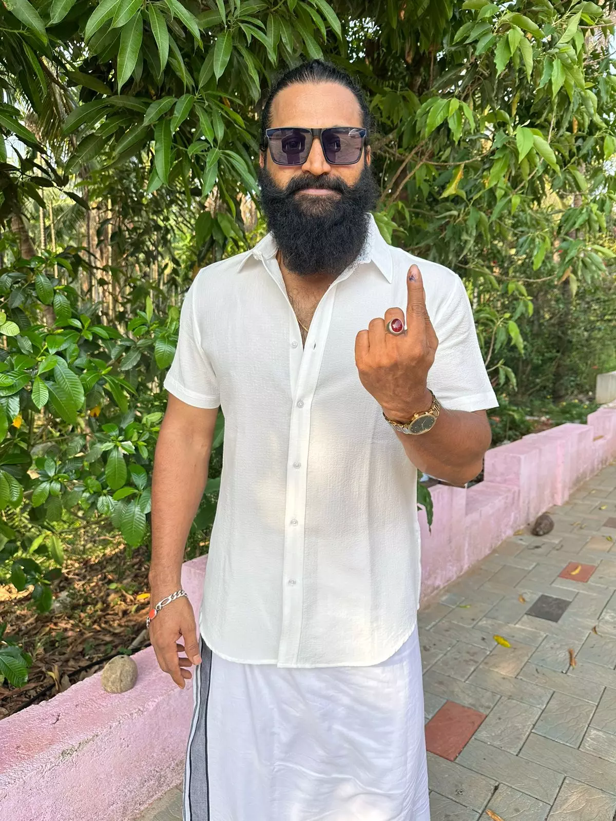 ಕೆರಾಡಿ  ಸರ್ಕಾರಿ ಹಿರಿಯ ಪ್ರಾಥಮಿಕ ಶಾಲೆಯಲ್ಲಿ ರಿಷಭ್... ... Lok Sabha Election: ರಾಜ್ಯದಲ್ಲಿ ಎರಡನೇ ಹಂತದ ಮತದಾನ ಮುಕ್ತಾಯ