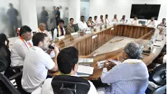 ಗೆದ್ದ, ಸೋತ ಅಭ್ಯರ್ಥಿಗಳ ಜತೆ ರಾಹುಲ್‌ ಗಾಂಧಿ ಚರ್ಚೆ; ಹೊಸ ಕಾರ್ಯಸೂಚಿಗೆ ಸಿಎಂಗೆ ಸೂಚನೆ