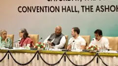 ಒಡೆದು ಆಳುವ ಮೋದಿ ನೀತಿಗೆ ಮತದಾರರ ತಿರಸ್ವೀಕಾರ: ಮಲ್ಲಿಕಾರ್ಜುನ ಖರ್ಗೆ