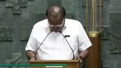 ಲೋಕಸಭಾ ಅಧಿವೇಶನ| ಕನ್ನಡದಲ್ಲಿಯೇ ಪ್ರಮಾಣವಚನ ಸ್ವೀಕರಿಸಿದ ಹೆಚ್‌ಡಿ ಕುಮಾರಸ್ವಾಮಿ