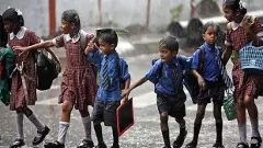 ಪುಷ್ಯ ಮಳೆ ಅಬ್ಬರ | ಭಾರೀ ಬಿರುಗಾಳಿ ಮಳೆ, ಪ್ರವಾಹ: ಹಲವು ಜಿಲ್ಲೆಗಳಲ್ಲಿ ಶಾಲಾ-ಕಾಲೇಜಿಗೆ ರಜೆ