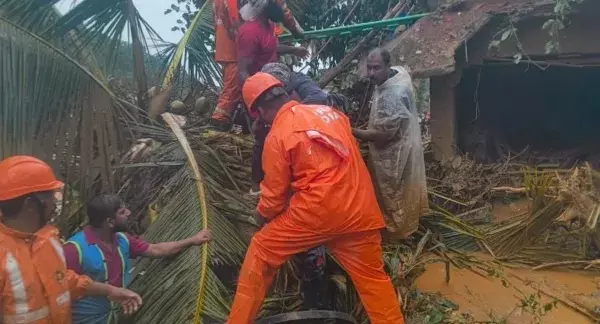 ‌Wayanad Landslide | ಕನ್ನಡಿಗರ ರಕ್ಷಣೆಗೆ ಇಬ್ಬರು ಐಎಎಸ್ ಅಧಿಕಾರಿಗಳನ್ನು ನಿಯೋಜಿಸಿದ ಕರ್ನಾಟಕ