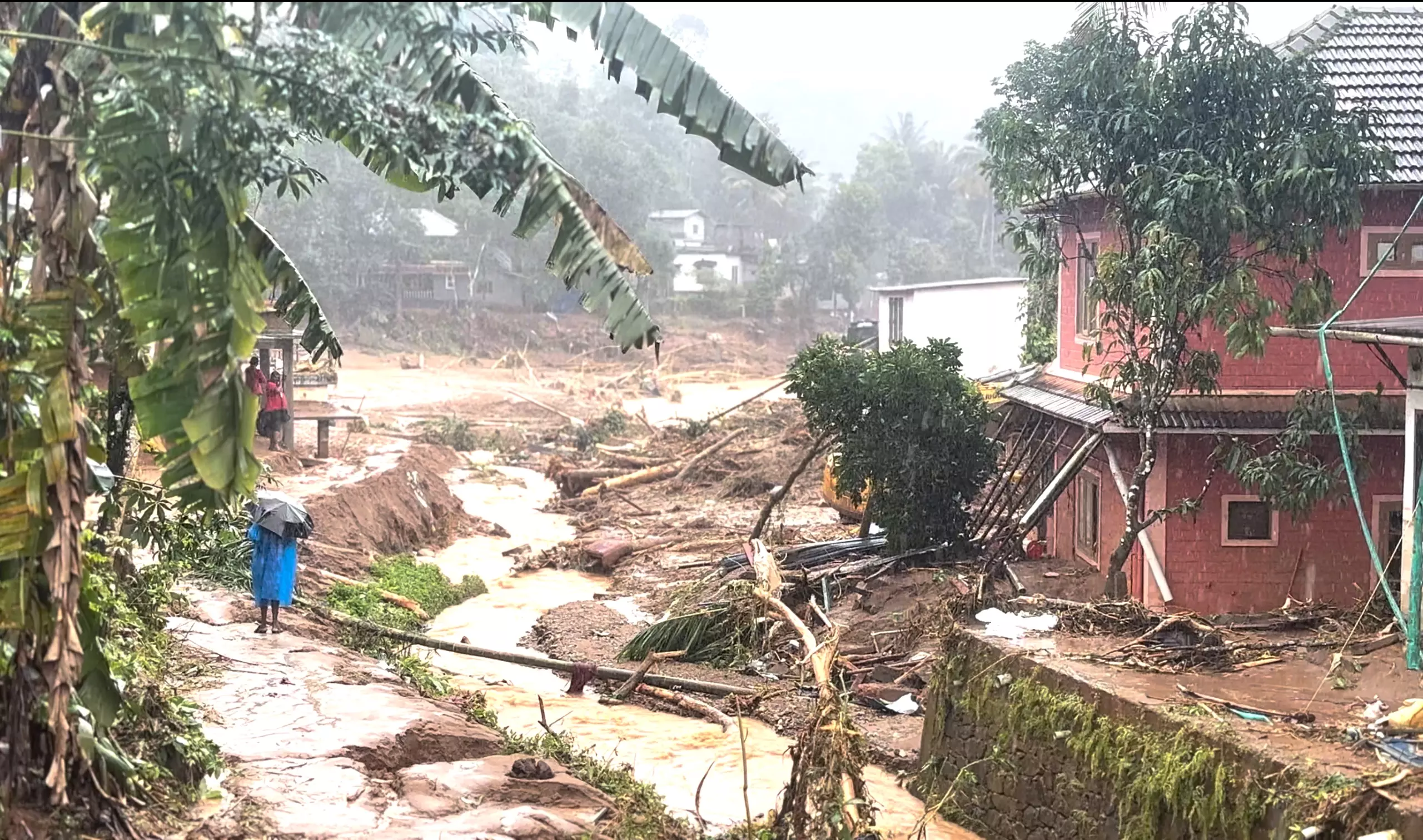 Wayanad Landslide | ರಾಜ್ಯದ ಇನ್ನಿಬ್ಬರ ಮೃತದೇಹ ಪತ್ತೆ: ಬದುಕುಳಿದ 12 ಮಂದಿ ವಾಪಾಸ್‌