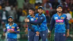 2ನೇ ODI: ಭಾರತ 32 ರನ್‌ ಗಳಿಂದ ಸೋಲು; ಜೆಫ್ರಿ ವಾಂಡರ್ಸೆಗೆ 6 ವಿಕೆಟ್