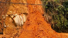 ಭೂಕುಸಿತದಿಂದ ಬೆಂಗಳೂರು-ಮಂಗಳೂರು ರೈಲು ಸಂಚಾರ ಸ್ಥಗಿತ, 12 ರೈಲು ರದ್ದು