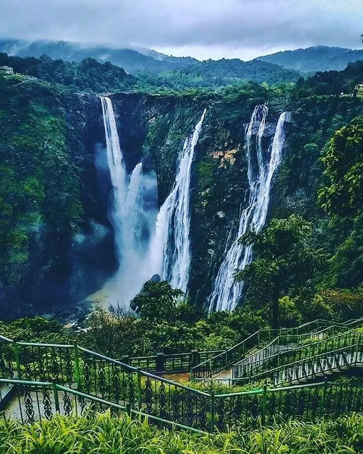 Jog Falls| ಶೌಚಾಲಯವಿಲ್ಲ, ಕುಡಿಯುವ ನೀರಿಲ್ಲ; ಆದರೂ ಪ್ರವೇಶ ದರ ದುಬಾರಿ