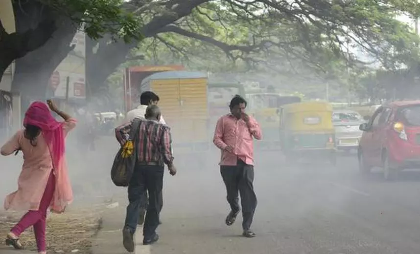 ವಾಯು ಮಾಲಿನ್ಯ | ಹೊಗೆ, ಧೂಳಿನಿಂದ ಉಸಿರುಗಟ್ಟುತ್ತಿವೆ ಬೆಂಗಳೂರು, ಮಂಗಳೂರು, ಮೈಸೂರು !