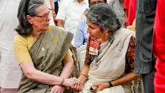 ಯೆಚೂರಿ ಅವರಿಗೆ ಸೋನಿಯಾ, ಪಿಣರಾಯಿ ಅಂತಿಮ ನಮನ