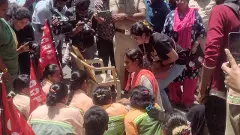 ಪೌರಕಾರ್ಮಿಕರ ಮೇಲೆ ಹಲ್ಲೆ | ಕಠಿಣ ಕ್ರಮಕ್ಕೆ ಆಗ್ರಹಿಸಿ ಪೌರಕಾರ್ಮಿಕರ ಸಂಘ ಪ್ರತಿಭಟನೆ