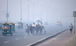 Delhi Air Pollution: ಅತ್ಯಂತ ಕಳಪೆ ಮಟ್ಟಕ್ಕೆ ಇಳಿದ ದೆಹಲಿ ಗಾಳಿಯ ಗುಣಮಟ್ಟ