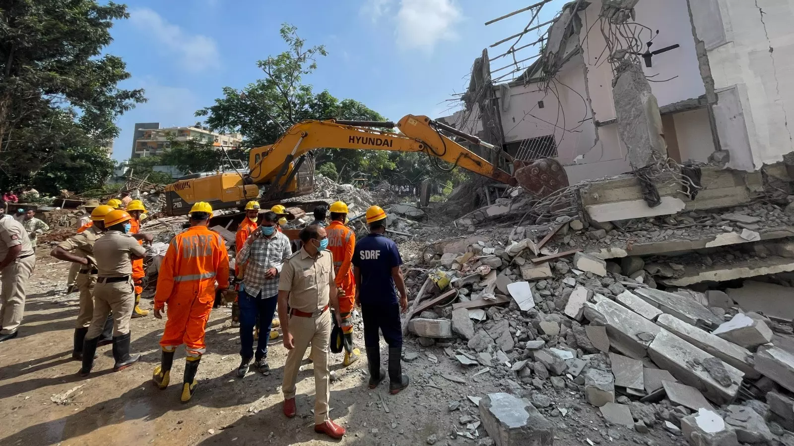 Building Collapse | ಮತ್ತೊಬ್ಬ ಕಾರ್ಮಿಕನ ಶವ ಪತ್ತೆ, ಸಾವಿನ ಸಂಖ್ಯೆ 9ಕ್ಕೆ ಏರಿಕೆ