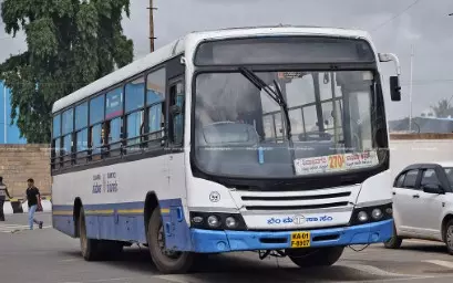 ಹೃದಯಾಘಾತ | ಬಸ್ ಬದಿಗೆ ನಿಲ್ಲಿಸಿ ಪ್ರಯಾಣಿಕರ ಜೀವ ಉಳಿಸಿ ಪ್ರಾಣಬಿಟ್ಟ ಬಿಎಂಟಿಸಿ ಚಾಲಕ!