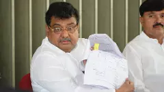 ‌Waqf Assets Dispute | ಬಿಜೆಪಿ ಅವಧಿಯ ವಕ್ಫ್‌ ಆಸ್ತಿ ದಾಖಲೆ ತಿದ್ದುಪಡಿ: ದಾಖಲೆ ಬಿಡುಗಡೆ ಮಾಡಿದ ಸಚಿವ ಎಂ ಬಿ ಪಾಟೀಲ್