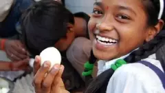 ಶಾಲಾ ಶಿಕ್ಷಣ ಇಲಾಖೆ | ಮಕ್ಕಳಿಗೆ ಮೊಟ್ಟೆ ವಿತರಣೆಯಲ್ಲಿ ಲೋಪ: 98 ಅಧಿಕಾರಿಗಳಿಗೆ ನೋಟಿಸ್‌