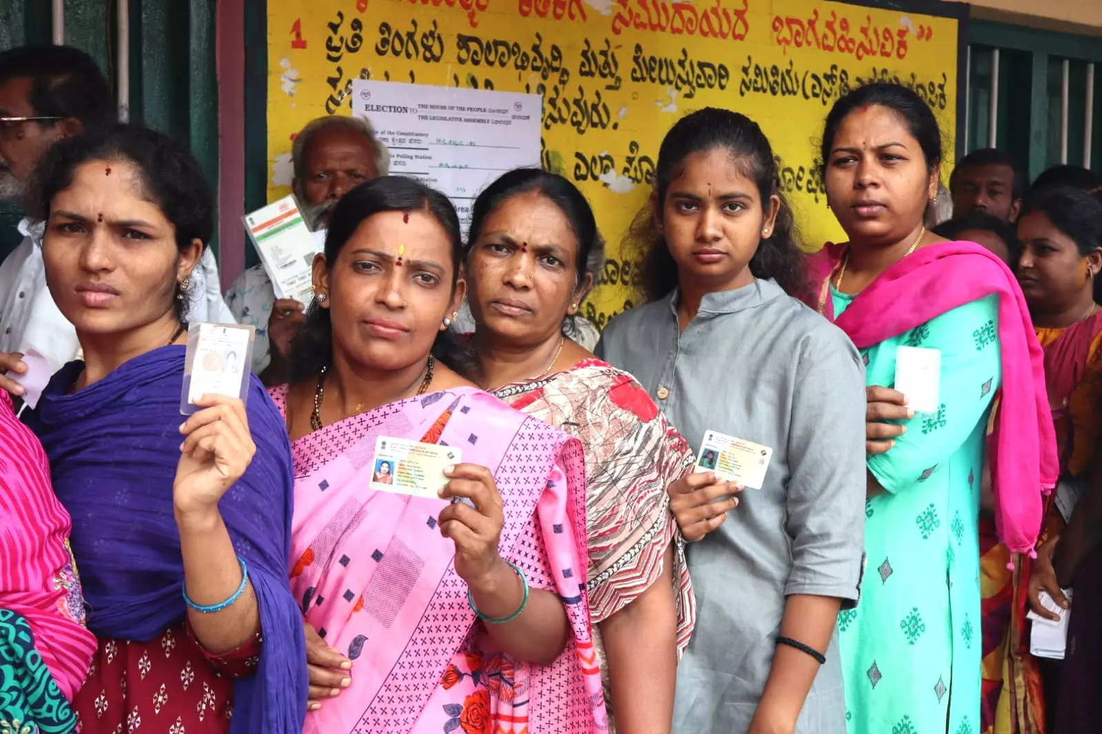 Karnataka By-Election | 3 ಕ್ಷೇತ್ರಗಳ ಉಪ ಚುನಾವಣೆ: ಬಿರುಸಿನ ಮತದಾನ