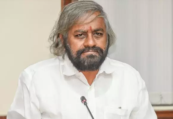 Kpcc President Post | ಕೆಪಿಸಿಸಿ ಅಧ್ಯಕ್ಷ ಸ್ಥಾನ ನಿಭಾಯಿಸಲು ಸಿದ್ಧ; ಪೈಪೋಟಿಗೆ ಸಜ್ಜಾದ ಈಶ್ವರ್ ಖಂಡ್ರೆ Kpcc President Post | ಕೆಪಿಸಿಸಿ ಅಧ್ಯಕ್ಷ ಸ್ಥಾನ ನಿಭಾಯಿಸಲು ಸಿದ್ಧ; ಪೈಪೋಟಿಗೆ ಸಜ್ಜಾದ ಈಶ್ವರ್ ಖಂಡ್ರೆ