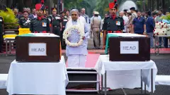 ನಾಲ್ವರು ಯೋಧರು ಹುತಾತ್ಮ | ಅಂತಿಮ ನಮನ ಸಲ್ಲಿಸಿದ ಸಿಎಂ; ಶೀಘ್ರ ಪರಿಹಾರ ಘೋಷಣೆ