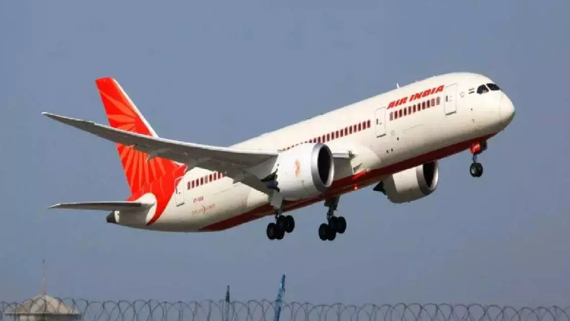 Air India : ಕೈಕೊಟ್ಟ ಎಂಜಿನ್‌, ಬೆಂಗಳೂರು ಏರ್‌ಪೋರ್ಟ್‌ನಲ್ಲಿ ಏರ್‌ ಇಂಡಿಯಾ ವಿಮಾನ ತುರ್ತು ಭೂಸ್ಪರ್ಶ