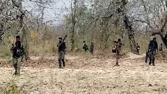 Naxalites encounter : ಪೊಲೀಸ್‌ ಎನ್‌ಕೌಂಟರ್‌ಗೆ 12 ನಕ್ಸಲರ ಹತ್ಯೆ