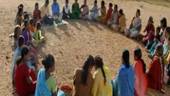 ಮೈಕ್ರೋ ಫೈನಾನ್ಸ್‌ ಕಿರುಕುಳ | ಮನೆಬಿಟ್ಟ ಒಂದೇ ಊರಿನ ಹದಿನೈದು ಮಹಿಳೆಯರು!