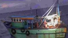 ಶ್ರೀಲಂಕಾ ನೌಕಾಪಡೆಯ ಗುಂಡಿನ ದಾಳಿಗೆ 5 ಭಾರತೀಯ ಮೀನುಗಾರರಿಗೆ ಗಾಯ; ಭಾರತದ ಖಂಡನೆ