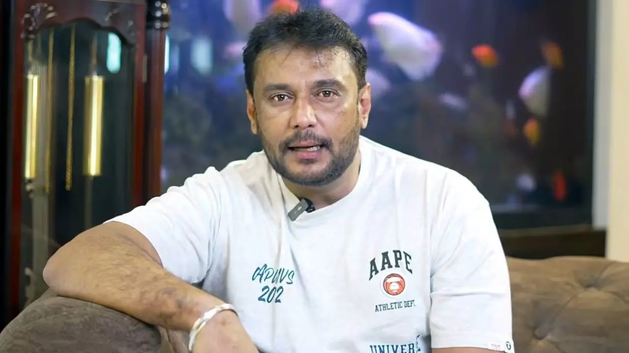 Actor Darshan | ಅಭಿಮಾನಿಗಳಲ್ಲಿ ಕ್ಷಮೆ ಕೇಳಿದ ನಟ ದರ್ಶನ್‌: ವಿಡಿಯೋದಲ್ಲಿ ಏನಿದೆ?