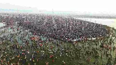 Mahakumbh Mela : ಮಾಘ ಪೂರ್ಣಿಮೆ; ಲಕ್ಷಾಂತರ ಭಕ್ತರಿಂದ ಪವಿತ್ರ ಸ್ನಾನ