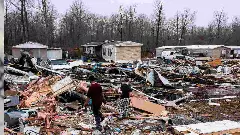 ಅಮೆರಿಕದಲ್ಲಿ ಭಾರೀ ಸುಂಟರಗಾಳಿ : 27 ಜನರು ಬಲಿ