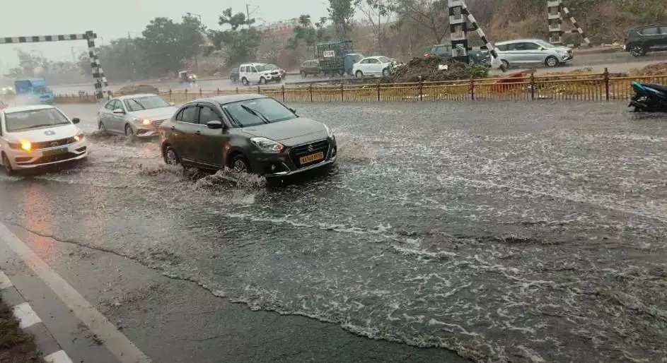 Weather Update | ಬೆಂಗಳೂರು ಸೇರಿ ಹಲವೆಡೆ ಮಳೆ; ಬಿಸಿಲ ಧಗೆ ತಣಿಸಿದ ವರುಣ