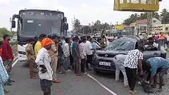 Accident | ಬೆಂಗಳೂರು-ಮೈಸೂರು ಎಕ್ಸ್​ಪ್ರೆಸ್​ ವೇನಲ್ಲಿ ಭೀಕರ ಅಪಘಾತ; ಪತ್ರಕರ್ತೆ ಸೇರಿ ನಾಲ್ವರು ದುರ್ಮರಣ