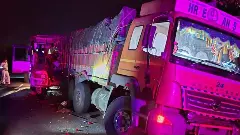 ಕಲಬುರಗಿಯಲ್ಲಿ ಬೆಳ್ಳಂಬೆಳಗ್ಗೆ ಭೀಕರ ಅಪಘಾತ: ಐವರ ಸಾವು