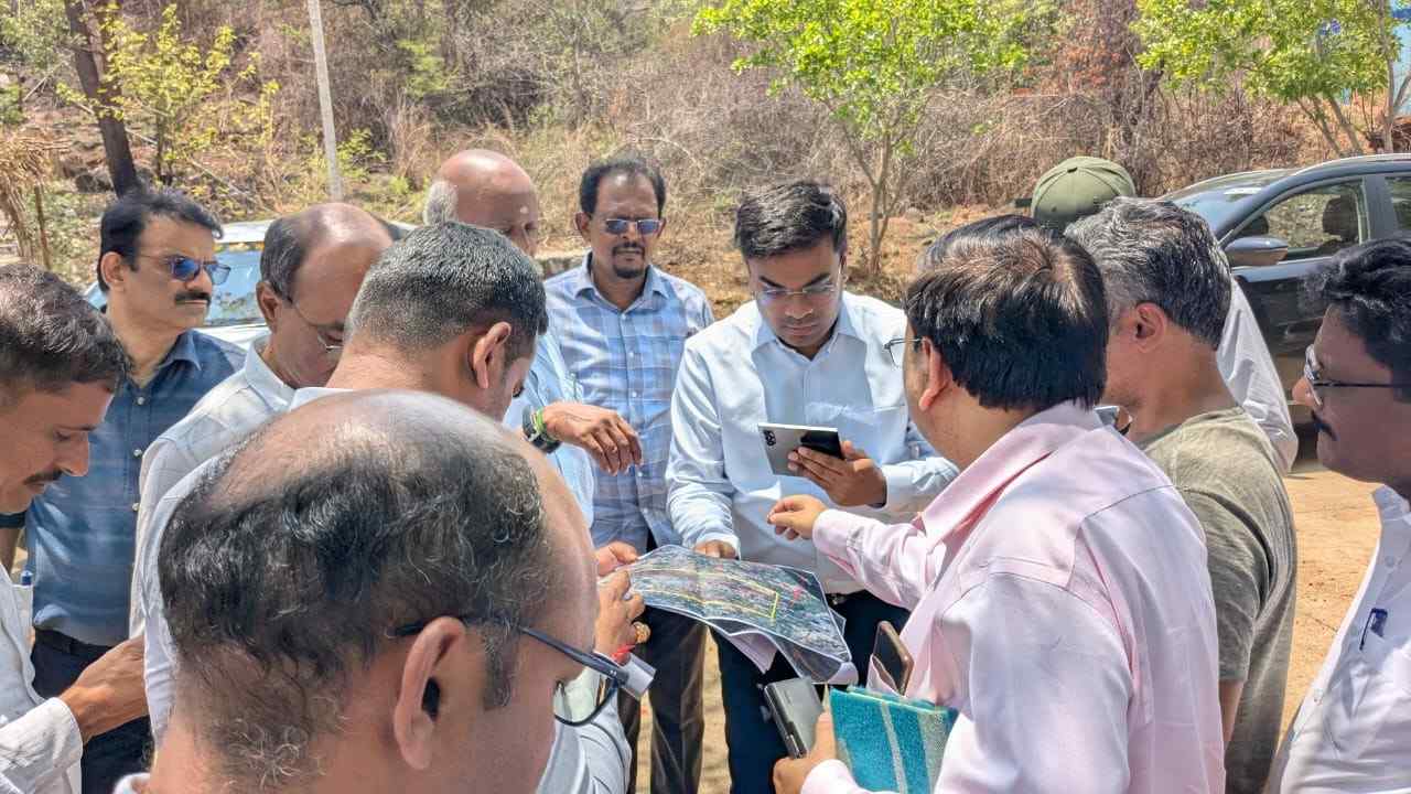 ವಿಮಾನ ನಿಲ್ದಾಣ ಪ್ರಾಧಿಕಾರ ತಂಡೆದಿಂದ ಸ್ಥಳ ವೀಕ್ಷಣೆ ವಿಮಾನ ನಿಲ್ದಾಣ ಪ್ರಾಧಿಕಾರ ತಂಡೆದಿಂದ ಸ್ಥಳ ವೀಕ್ಷಣೆ