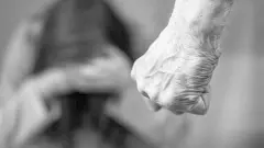 ಸಾಲದ ಕಂತು ಬಾಕಿ | ಬ್ಯಾಂಕ್ ಸಿಬ್ಬಂದಿಯಿಂದ ರೈತನ ಮೇಲೆ ಹಲ್ಲೆ