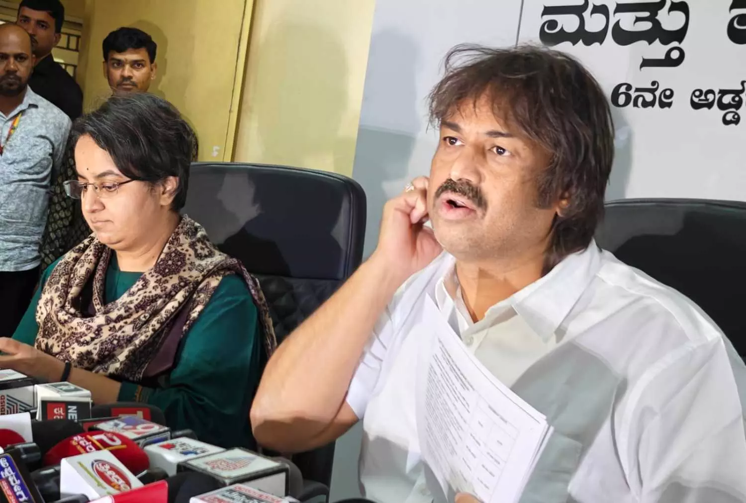 SSLC-2025 | ಎಸ್ಎಸ್ಎಲ್ಸಿ ಫಲಿತಾಂಶ ಪ್ರಕಟ: ಶೇ 66.14 ರಷ್ಟು ಫಲಿತಾಂಶ ದಾಖಲು; ಬಾಲಕಿಯರ ಮೇಲುಗೈ SSLC-2025 | ಎಸ್ಎಸ್ಎಲ್ಸಿ ಫಲಿತಾಂಶ ಪ್ರಕಟ: ಶೇ 66.14 ರಷ್ಟು ಫಲಿತಾಂಶ ದಾಖಲು; ಬಾಲಕಿಯರ ಮೇಲುಗೈ