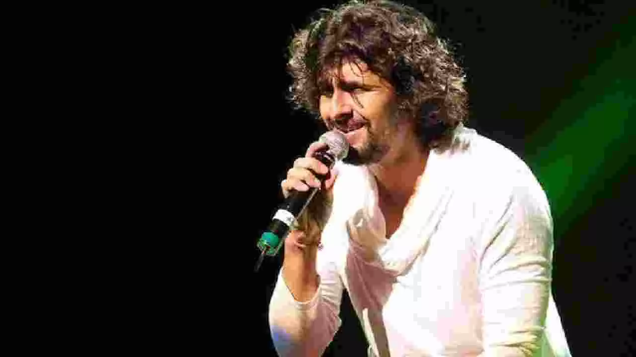 Sonu NIgam: ಗೂಂಡಾ ಕನ್ನಡಿಗರು; ಸಮರ್ಥನೆ ವೇಳೆ ವಿವಾದಾತ್ಮಕ ಹೇಳಿಕೆ ನೀಡಿದ ಸೋನು ನಿಗಮ್ Sonu NIgam: ಗೂಂಡಾ ಕನ್ನಡಿಗರು; ಸಮರ್ಥನೆ ವೇಳೆ ವಿವಾದಾತ್ಮಕ ಹೇಳಿಕೆ ನೀಡಿದ ಸೋನು ನಿಗಮ್