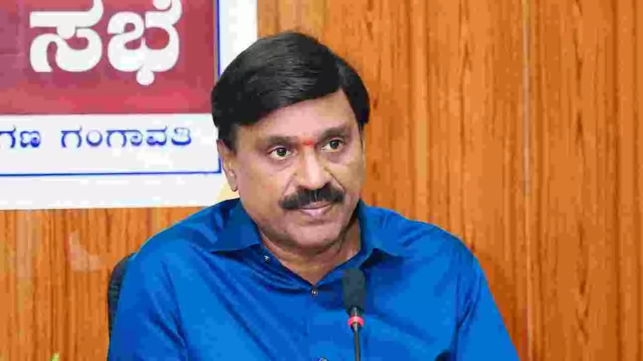 ಅಕ್ರಮ ಗಣಿಗಾರಿಕೆ ಪ್ರಕರಣ: ಜನಾರ್ದನ ರೆಡ್ಡಿಗೆ 7 ವರ್ಷ ಜೈಲು ಶಿಕ್ಷೆ; ಶಾಸಕ ಸ್ಥಾನಕ್ಕೂ ಕುತ್ತು? ಅಕ್ರಮ ಗಣಿಗಾರಿಕೆ ಪ್ರಕರಣ: ಜನಾರ್ದನ ರೆಡ್ಡಿಗೆ 7 ವರ್ಷ ಜೈಲು ಶಿಕ್ಷೆ; ಶಾಸಕ ಸ್ಥಾನಕ್ಕೂ ಕುತ್ತು?