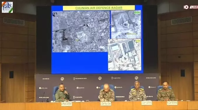 Operation Sindoor | 100 ಉಗ್ರರು, 40 ಸೈನಿಕರು, 700 ಡ್ರೋನ್, ಉಗ್ರರ ನೆಲೆ, ಪಾಕ್ ವಾಯುನೆಲೆ ಧ್ವಂಸ; ಸಿಂದೂರ್ ಕಾರ್ಯಾಚರಣೆ ವಿವರ ನೀಡಿದ ಡಿಜಿಎಂಒ Operation Sindoor | 100 ಉಗ್ರರು, 40 ಸೈನಿಕರು, 700 ಡ್ರೋನ್, ಉಗ್ರರ ನೆಲೆ, ಪಾಕ್ ವಾಯುನೆಲೆ ಧ್ವಂಸ; ಸಿಂದೂರ್ ಕಾರ್ಯಾಚರಣೆ ವಿವರ ನೀಡಿದ ಡಿಜಿಎಂಒ