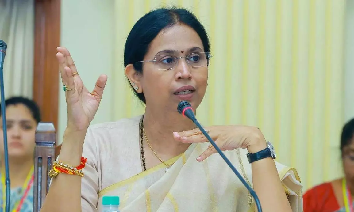 ಅಕ್ಟೋಬರ್ ನಲ್ಲಿ ಅಂಗನವಾಡಿ ಸುವರ್ಣ ಮಹೋತ್ಸವ ಆಚರಣೆ: ಸಚಿವೆ ಲಕ್ಷ್ಮೀ ಹೆಬ್ಬಾಳಕರ್ ಅಕ್ಟೋಬರ್ ನಲ್ಲಿ ಅಂಗನವಾಡಿ ಸುವರ್ಣ ಮಹೋತ್ಸವ ಆಚರಣೆ: ಸಚಿವೆ ಲಕ್ಷ್ಮೀ ಹೆಬ್ಬಾಳಕರ್