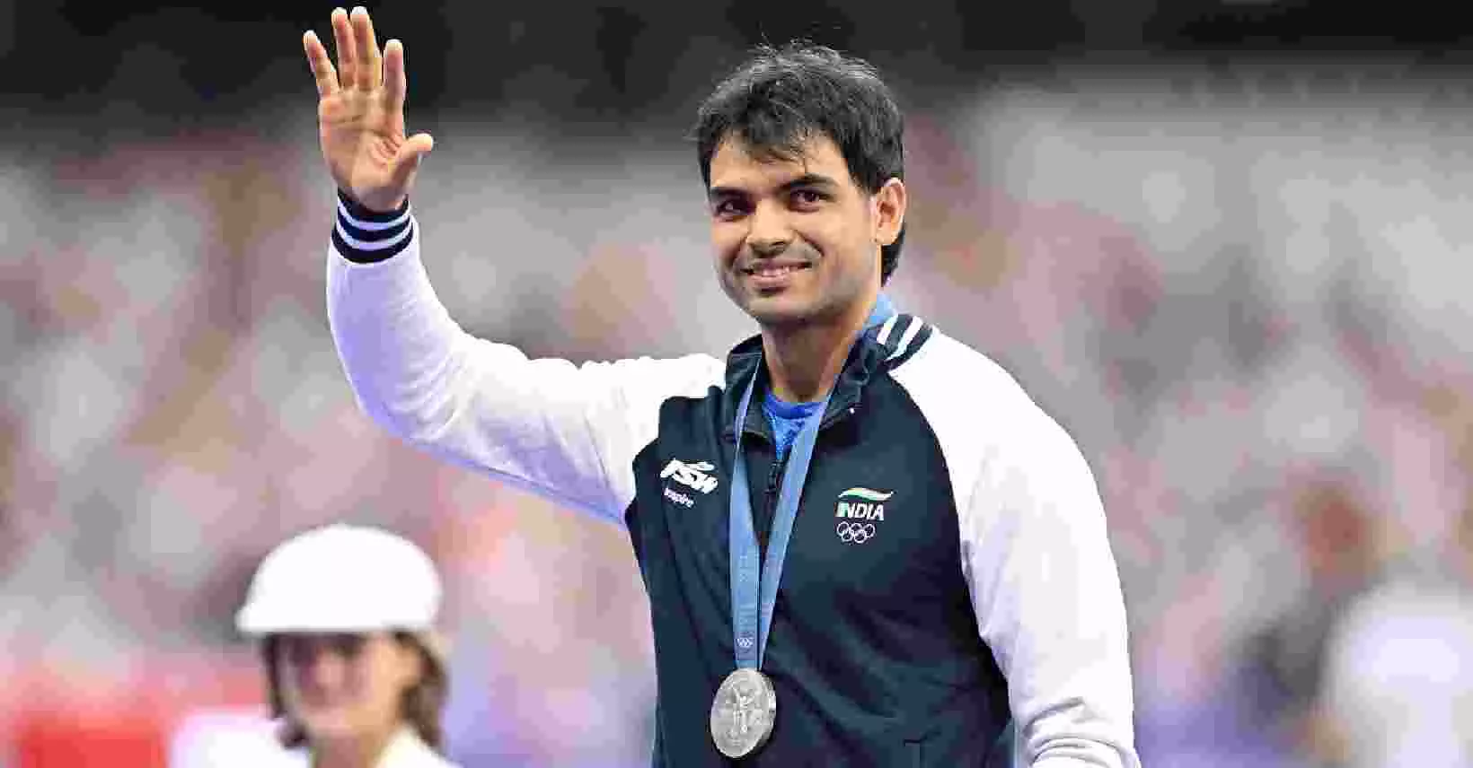 Neeraj Chopra: ಚಿನ್ನದ ಹುಡುಗ ನೀರಜ್ ಚೋಪ್ರಾಗೆ ಸೇನೆಯಲ್ಲಿ ಬಡ್ತಿ; ಲೆಫ್ಟಿನೆಂಟ್ ಕರ್ನಲ್ ಹುದ್ದೆಗೆ ನೇಮಕ Neeraj Chopra: ಚಿನ್ನದ ಹುಡುಗ ನೀರಜ್ ಚೋಪ್ರಾಗೆ ಸೇನೆಯಲ್ಲಿ ಬಡ್ತಿ; ಲೆಫ್ಟಿನೆಂಟ್ ಕರ್ನಲ್ ಹುದ್ದೆಗೆ ನೇಮಕ