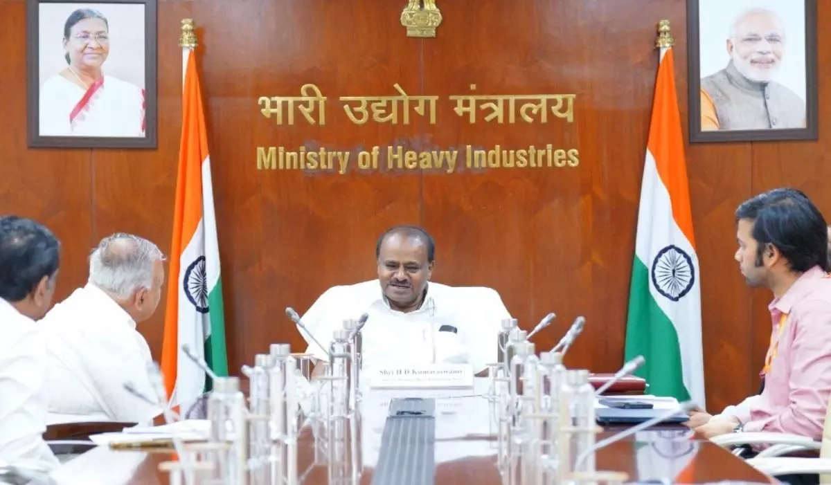 Electric buses to be distributed to states on priority basis: H.D. Kumaraswamy Electric buses to be distributed to states on priority basis: H.D. Kumaraswamy