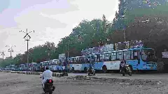 ಬಳ್ಳಾರಿಯಲ್ಲಿ ಕಾಂಗ್ರೆಸ್‌ ‘ಸಮರ್ಪಣಾ ಸಂಕಲ್ಪ’ ಸಮಾವೇಶಕ್ಕೆ ಬಿಎಂಟಿಸಿ ದಂಡು: ಬೆಂಗಳೂರು ಜನರಿಗೆ ಬಸ್​​ಗಳೇ ಇಲ್ಲ