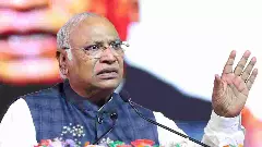 ಒಳ ಮೀಸಲು ಸಮೀಕ್ಷೆಯಲ್ಲಿ ಎಸ್‌ಸಿ ಪಟ್ಟಿಗೆ ಲಿಂಗಾಯತ ಬೇಡ ಜಂಗಮ ಸೇರ್ಪಡೆ: ಖರ್ಗೆ ಆಕ್ರೋಶ