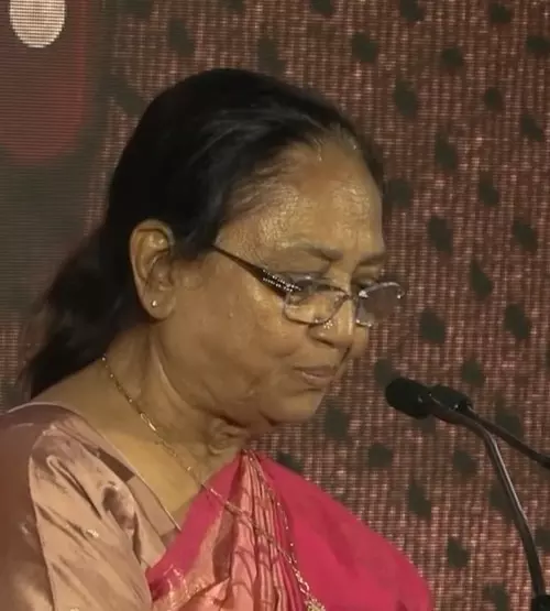 Booker Award 2025| ವೈವಿಧ್ಯತೆಗೆ ಸಂದ ಗೆಲುವು; ಬಾನು ಮುಷ್ತಾಕ್ ಬಣ್ಣನೆ Booker Award 2025| ವೈವಿಧ್ಯತೆಗೆ ಸಂದ ಗೆಲುವು; ಬಾನು ಮುಷ್ತಾಕ್ ಬಣ್ಣನೆ
