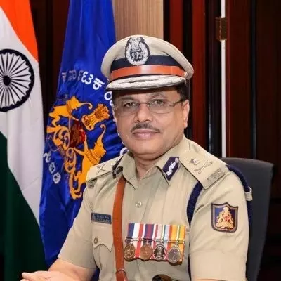 Karnataka DGP| ಪ್ರಭಾರ ಡಿಜಿ-ಐಜಿಪಿ ಹುದ್ದೆಗೆ ಡಾ.ಎಂ.ಎ.ಸಲೀಂ ನೇಮಕ Karnataka DGP| ಪ್ರಭಾರ ಡಿಜಿ-ಐಜಿಪಿ ಹುದ್ದೆಗೆ ಡಾ.ಎಂ.ಎ.ಸಲೀಂ ನೇಮಕ